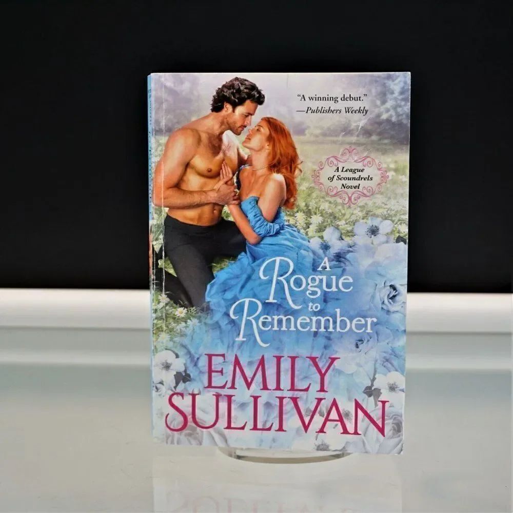 A Rogue to Remember by Emily Sullivan 2021 Forever Paperback